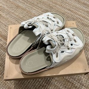 Men's size 13 Nike Offline 2.0 Slip-On "Rattan"